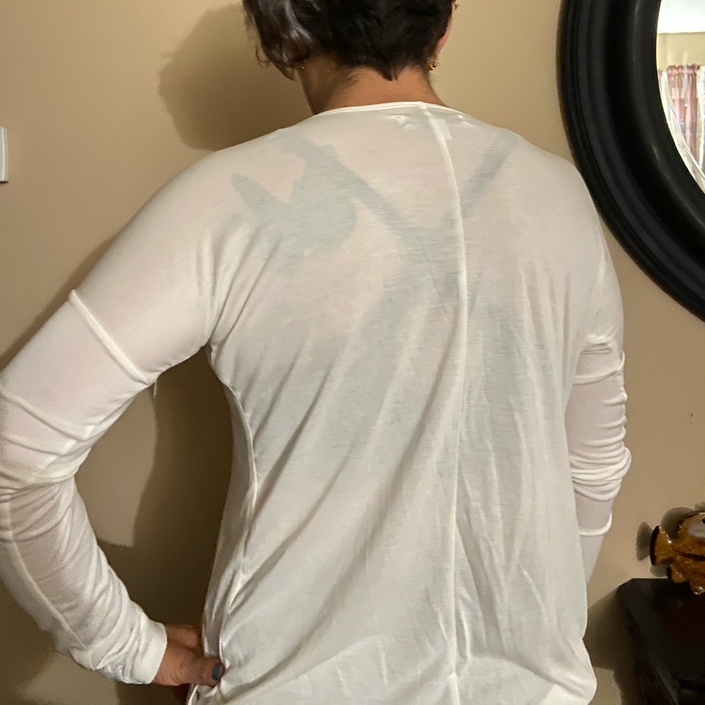 Abercrombie & Fitch white top